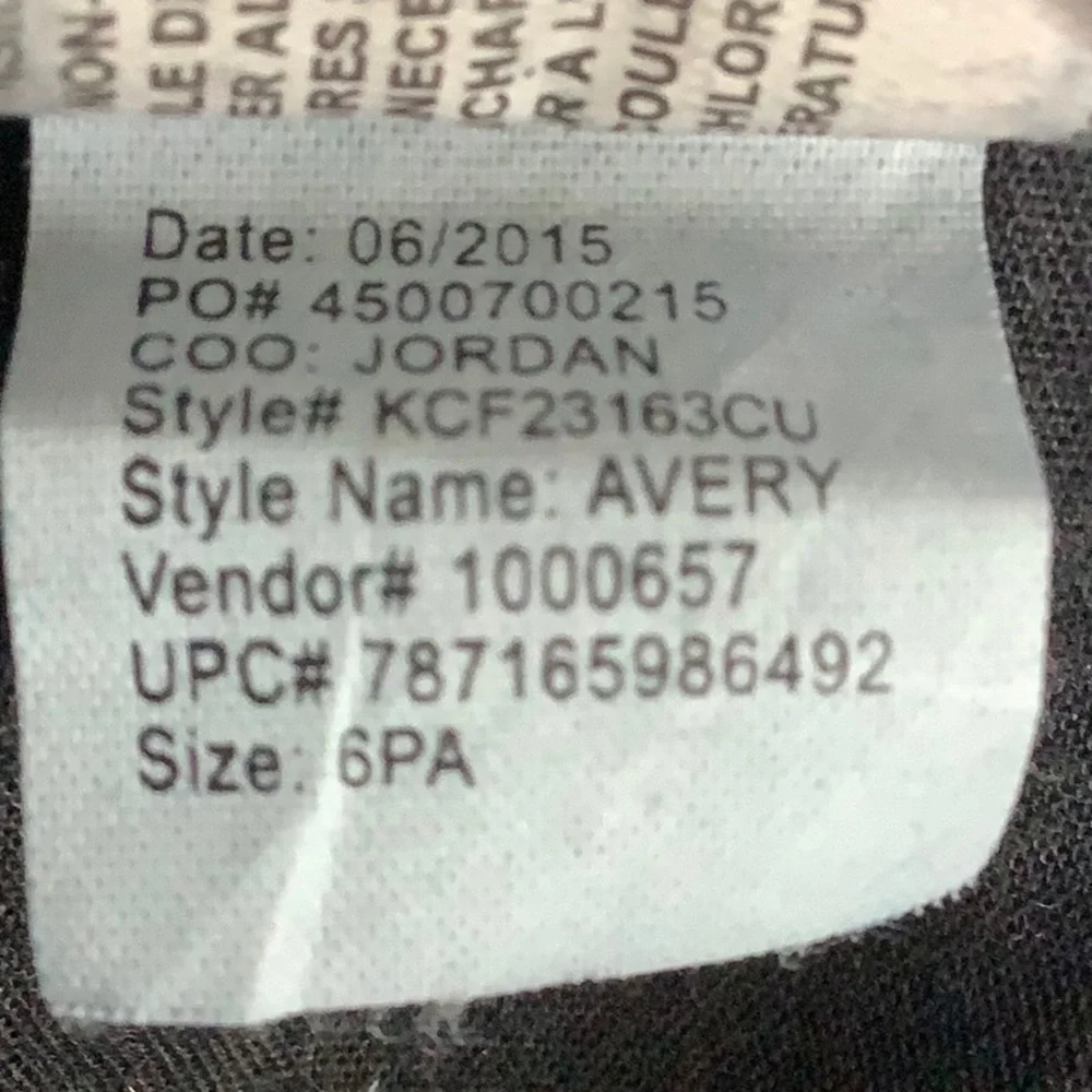 Gloria Vanderbilt Avery Straight Leg Jeans Size 6P - Picture 12 of 12